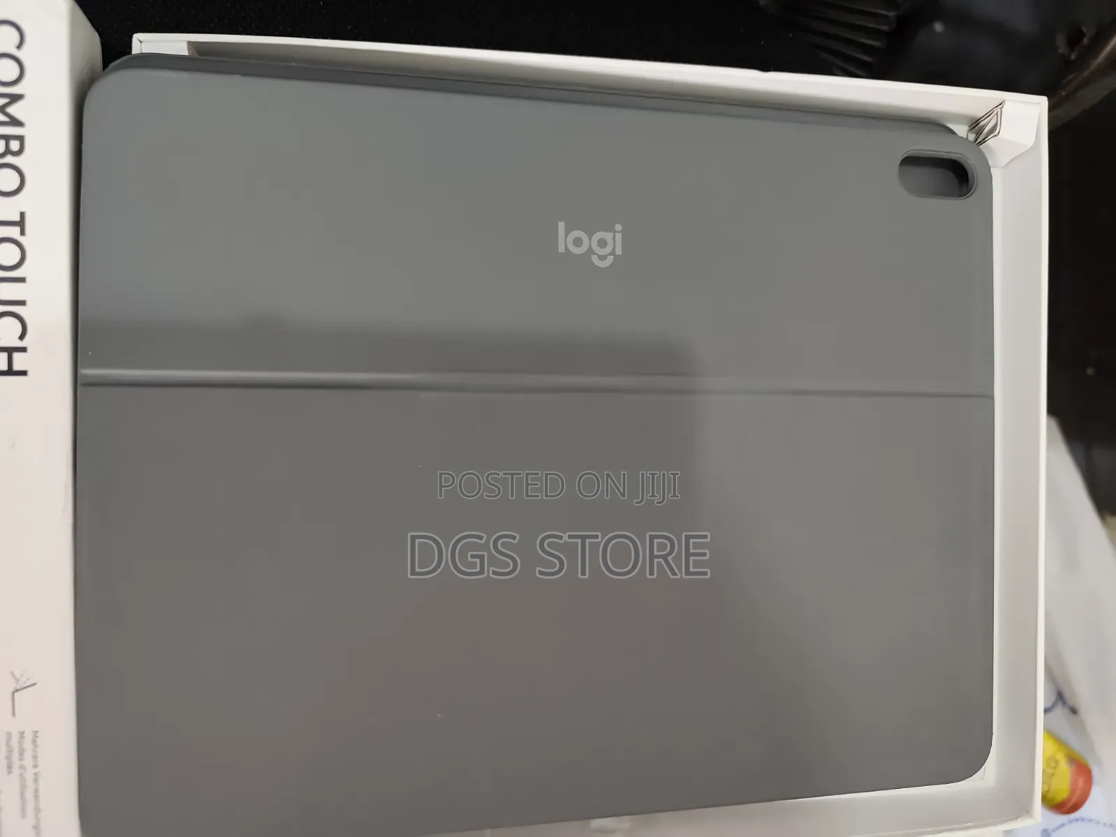 Logitech Combo Touch for iPad Air 13 Inches M2 Keyboard