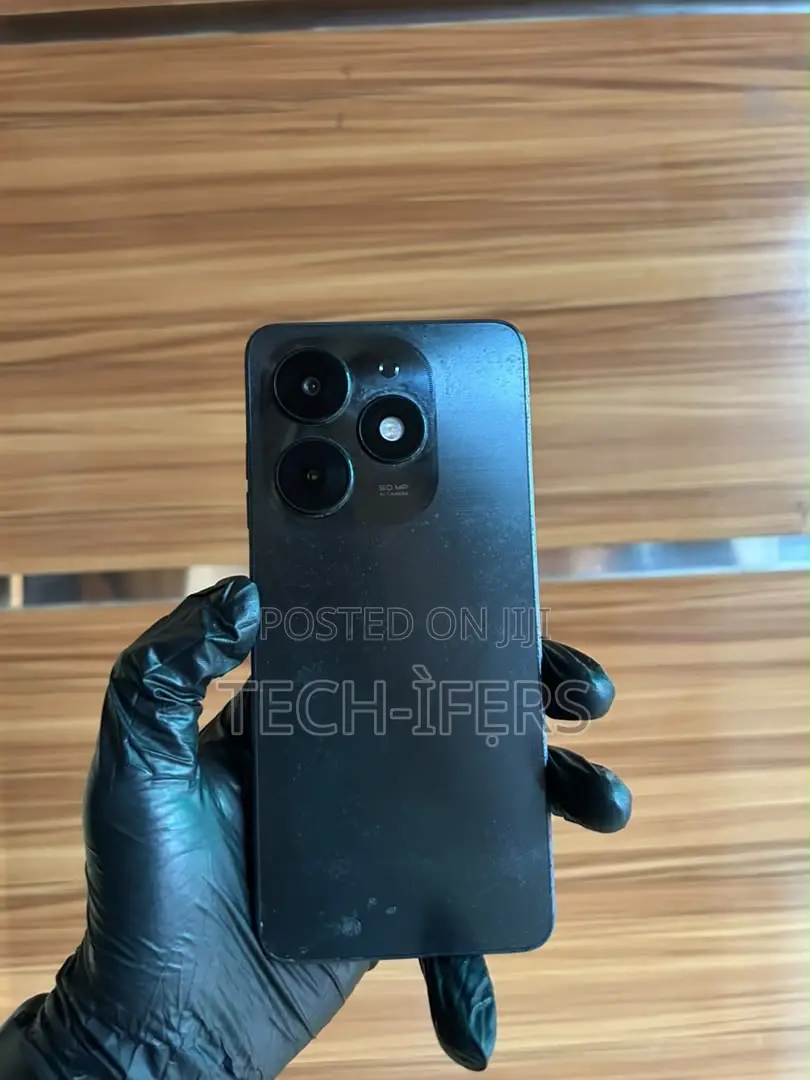 Tecno Spark 20C 256 GB Black