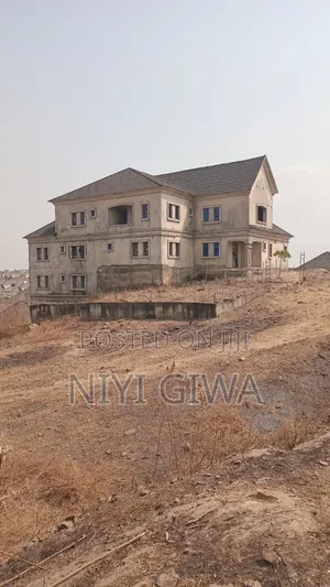 13bdrm Mansion in Goshen Villa Estate, Pyakasa for sale
