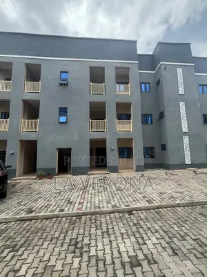 3bdrm Block of Flats in Idu for rent