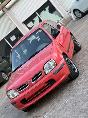 Nissan Micra 2004 Yellow