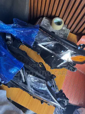 Headlamp for Toyota Camry 2018,2019,2020 Le