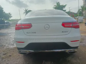 Mercedes-Benz GLC-Class 2017 White
