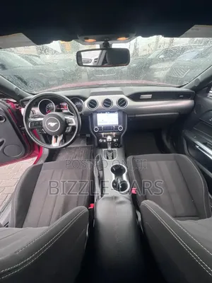 Ford Mustang 2022 Red