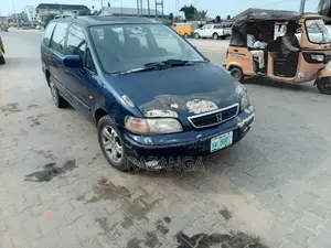 Honda Shuttle 2.3 2WD 1998 Blue