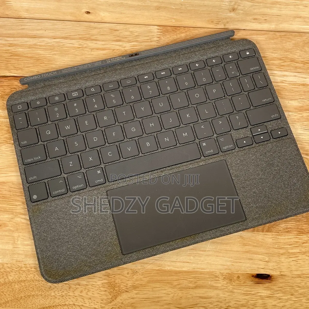 Logitech Combo Touch YU0040 Keyboard Folio Case iPad 7/8/9 Gen Gray
