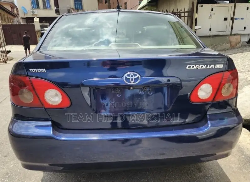 Toyota Corolla Sedan 2005 Blue