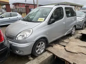 Toyota Yaris Verso 1.3 C 2007 Silver