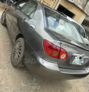 Toyota Corolla 2003 Gray