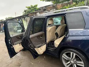 Mercedes-Benz GLK-Class 350 4MATIC 2013 Blue