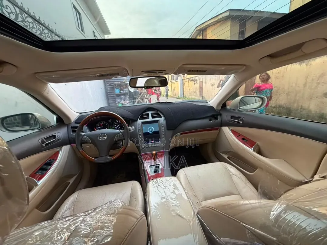 Lexus ES 2012 Gold