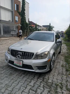 Mercedes-Benz C300 2013 Silver