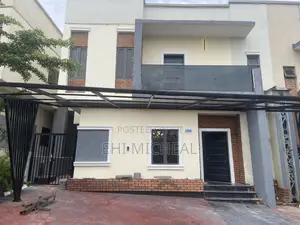 4bdrm Duplex in Brains & Hamers , Life Camp for sale