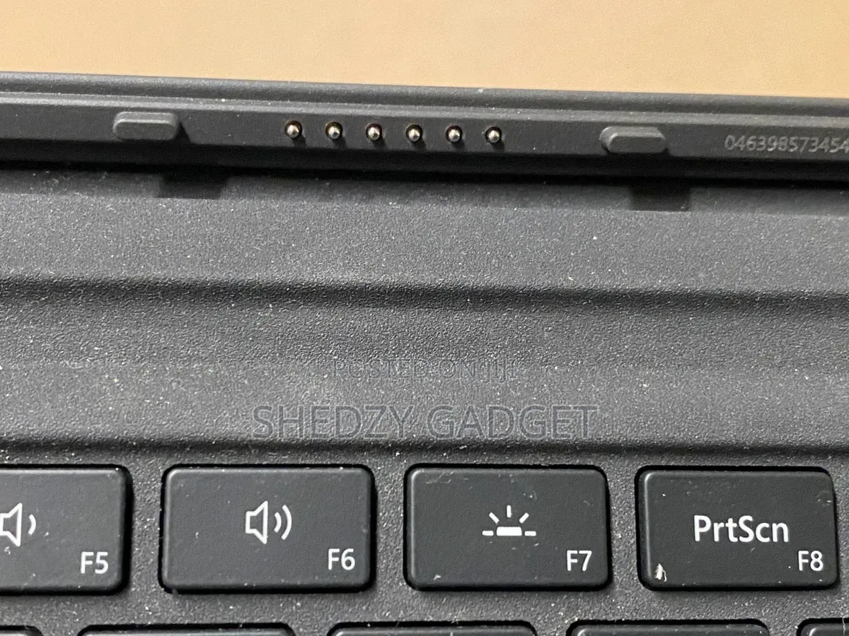 Microsoft Model 1725 Keyboard for 12.3" Surface Pro Laptop Tablet