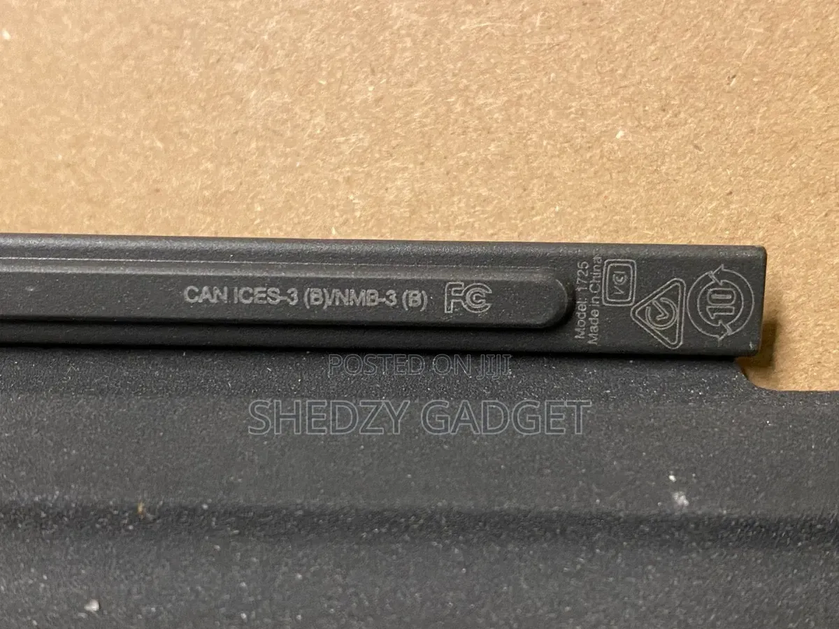 Microsoft Model 1725 Keyboard for 12.3" Surface Pro Laptop Tablet
