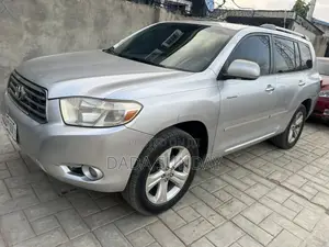 Toyota Highlander 2010 Silver