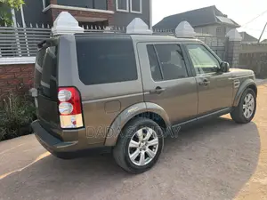 Land Rover Discovery 2013 Brown
