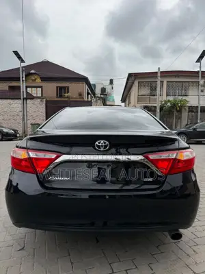Toyota Camry SE 4dr Sedan (2.5L 4cyl 6A) 2016 Black