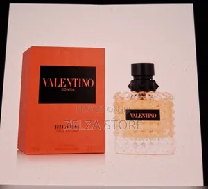 Donna Born in Roma Coral Fantasy (100ml)