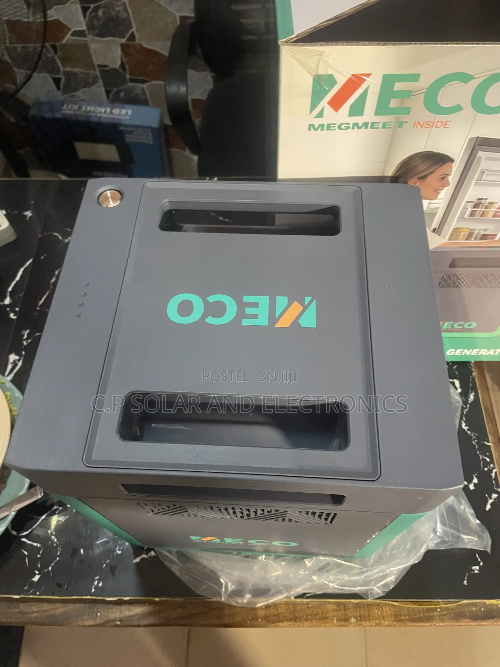 MECO Solar Generator 1200w