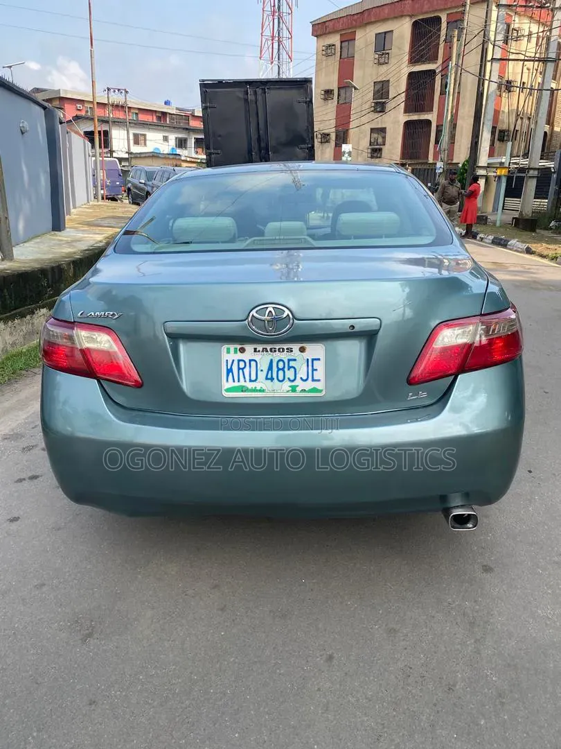 Toyota Camry 2007 Blue