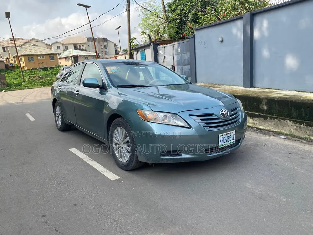 Toyota Camry 2007 Blue