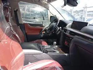 Lexus LX 570 AWD 2019 Black