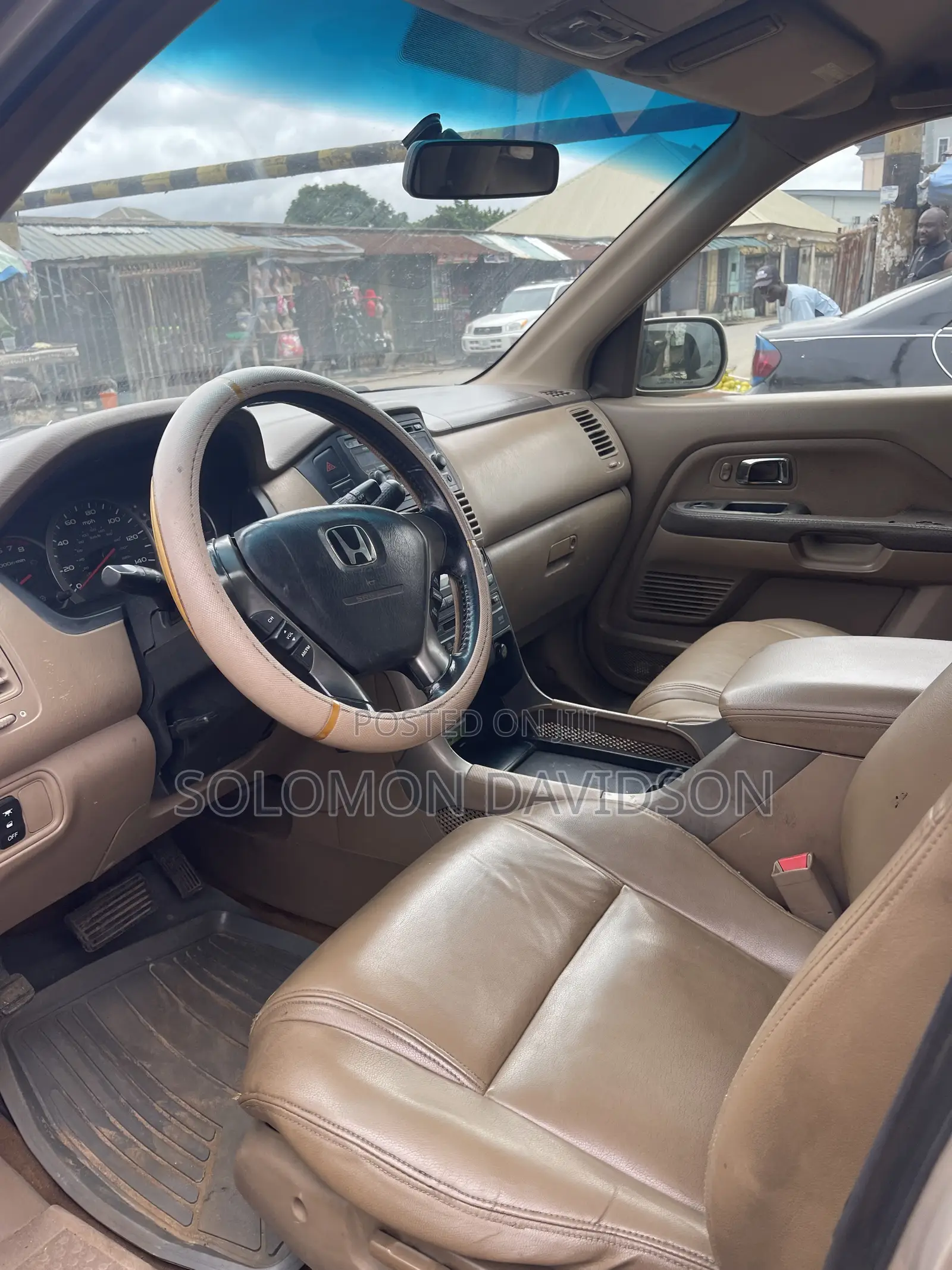 Honda Pilot 2004 Gold