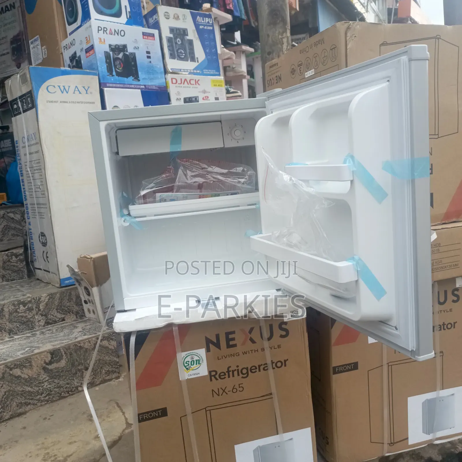 Nexus Bedside Fridge Nx65