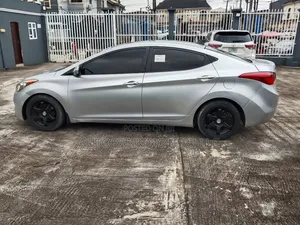 Hyundai Elantra Limited 2012 Silver