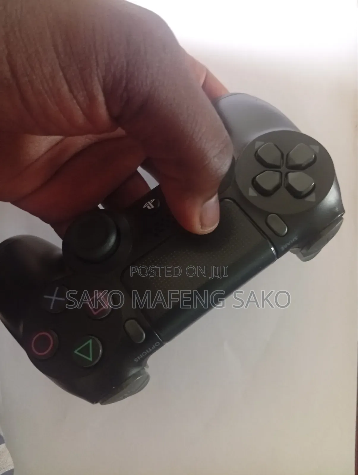 PS4 Controller