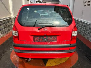 Opel Zafira 2013 Red