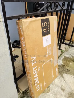 LG 45" Uhd Smart Television With Youtube + Netflix + Bluetooth