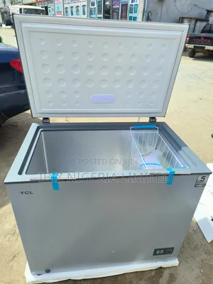 TCL 260l Chest Freezer (1d)