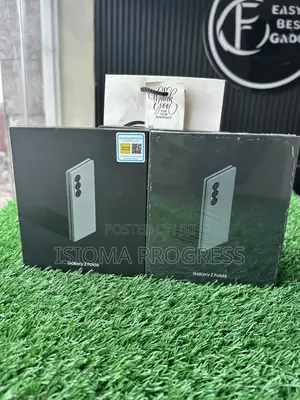 New Samsung Galaxy Z Fold6 512 GB Silver