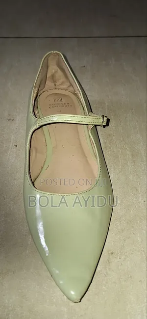 Forever Comfort Pointed-Toe Patent Mary Jane Flat