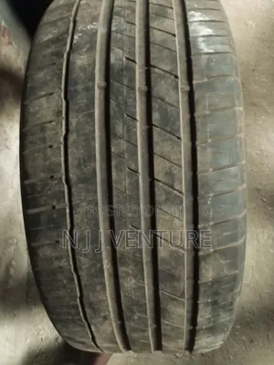 295/40/R22 and 265/30/R22 Toyo Tukunbo