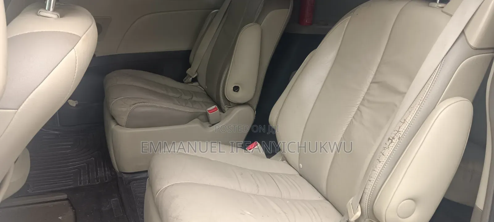 Toyota Sienna 2011 White