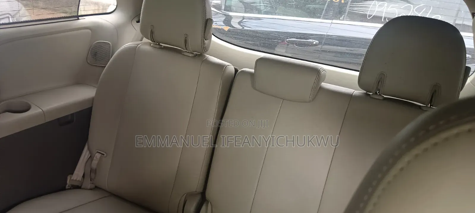 Toyota Sienna 2011 White