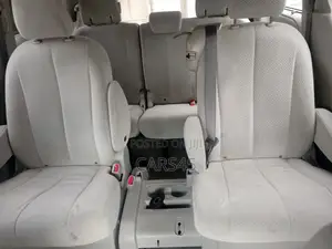 Toyota Sienna 2011 Gray