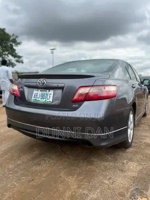 Toyota Camry 2.4 SE 2008 Gray