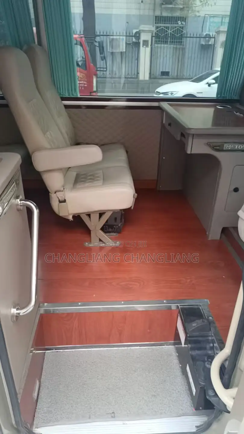 Toyota Coaster 2007 Beige