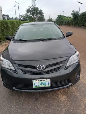 Toyota Corolla 2011 Black