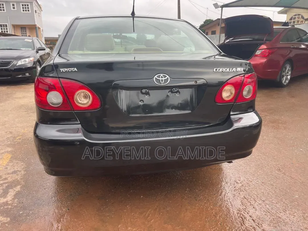 Toyota Corolla 2006 Black