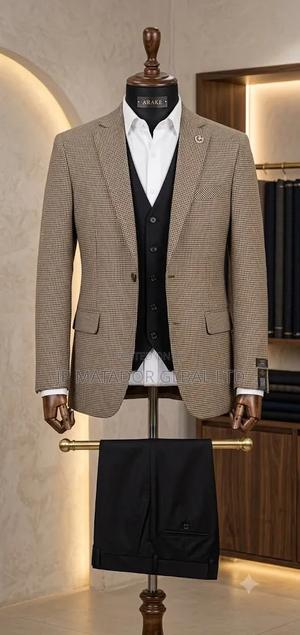 Elegant Men's Three Pieces Suits