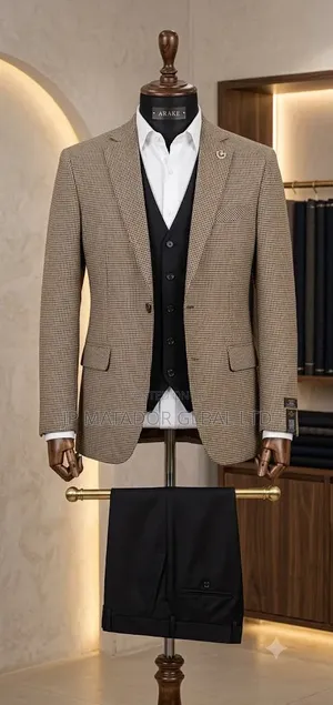 Elegant Men's Three Pieces Suits