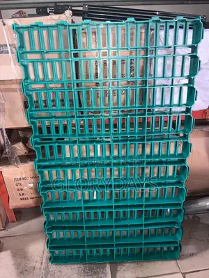 Plastic Slat Floor Panel