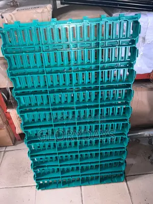 Plastic Slat Floor Panel