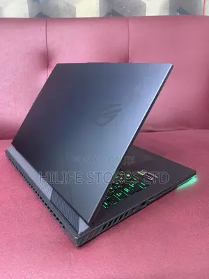 Laptop Asus ROG Strix G18 64GB Intel Core i9 SSD 4T