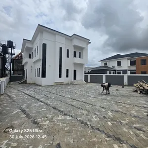 5bdrm Duplex in Around Jedo Axis, Lugbe District for sale